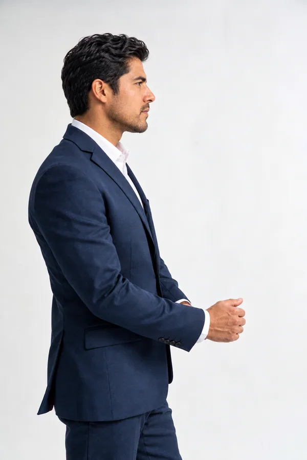 Perfil masculino de pie